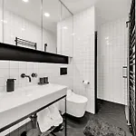 Apartment Spacious Stylish In Centre *