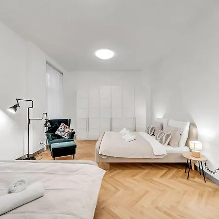 Spacious Stylish In Centre * ברטיסלאבה